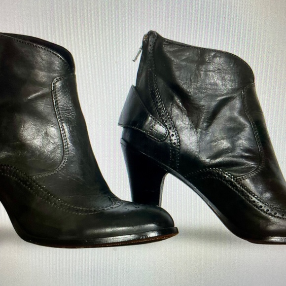 BELSTAFF Black Leather Ankle Boot AGNES SLIM, Size 8, handmade. - Picture 2 of 2